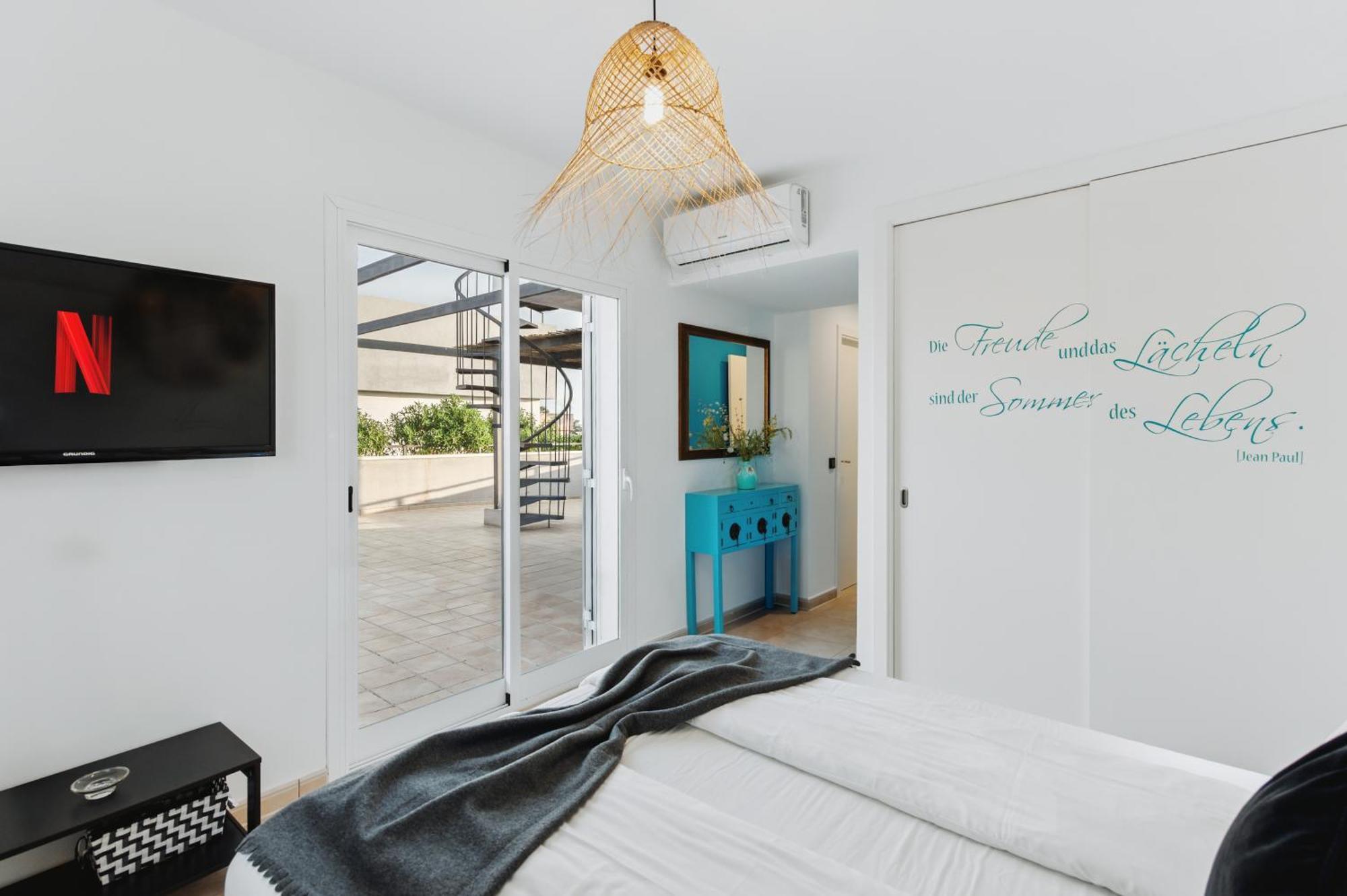 15 - Beachhouse Luxury - 300m - Wifi - Klima Villa *