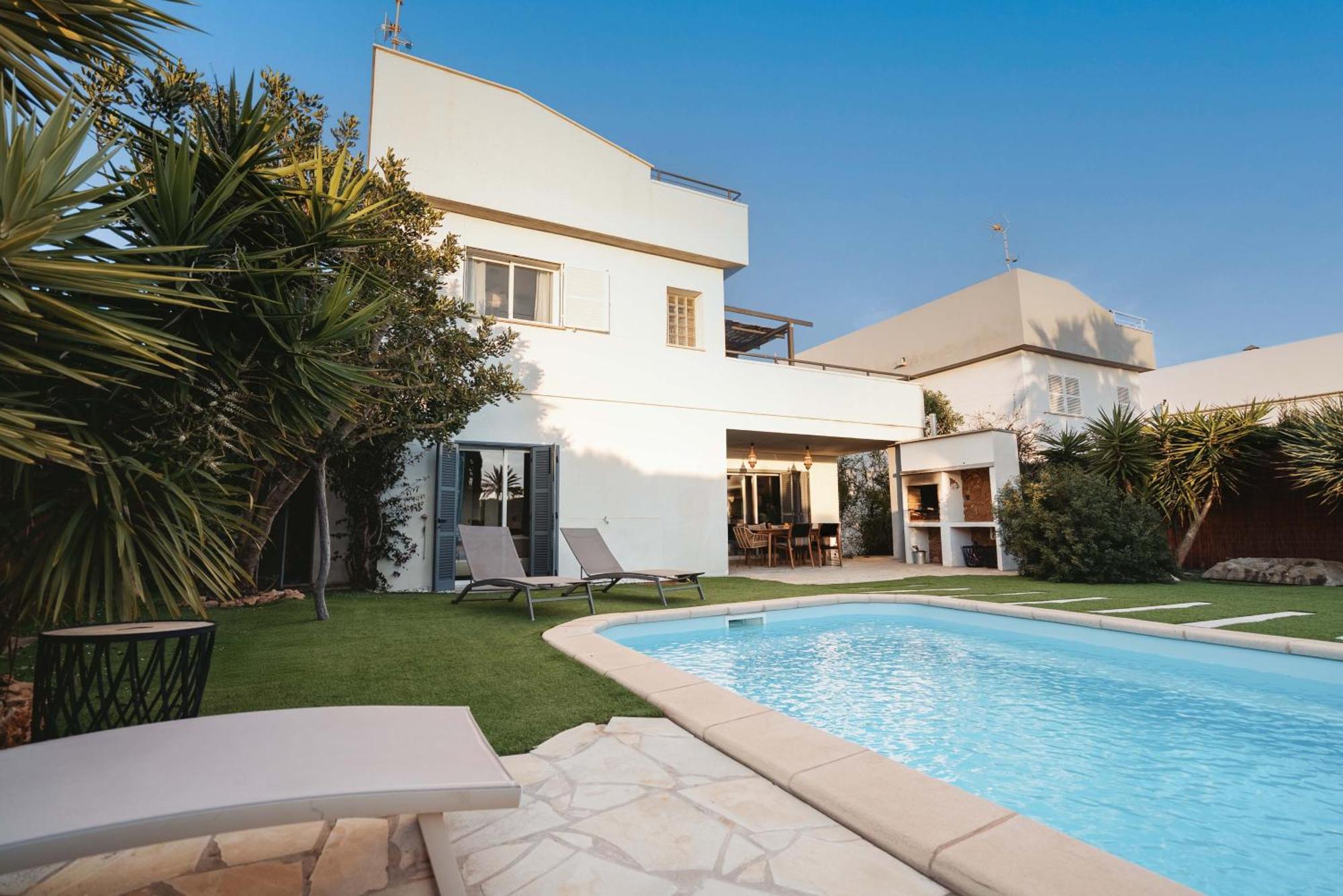 15 - Beachhouse Luxury - 300m - Wifi - Klima Villa *